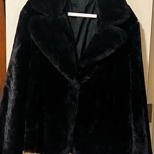 Elegant Black Faux Fur Jacket